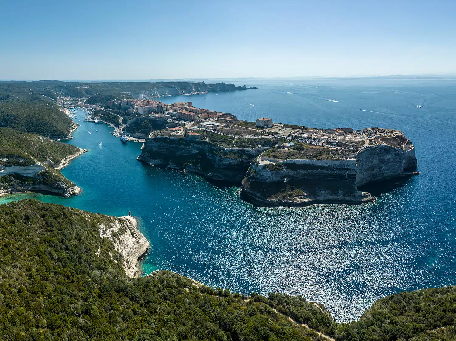 Vue aérienne de la ville de Bonifacio